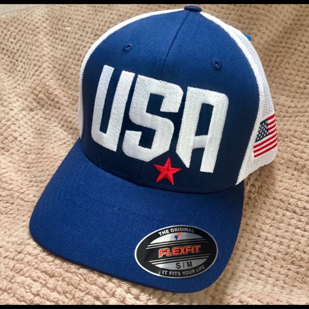 NWT Columbia Mesh USA Ball Cap